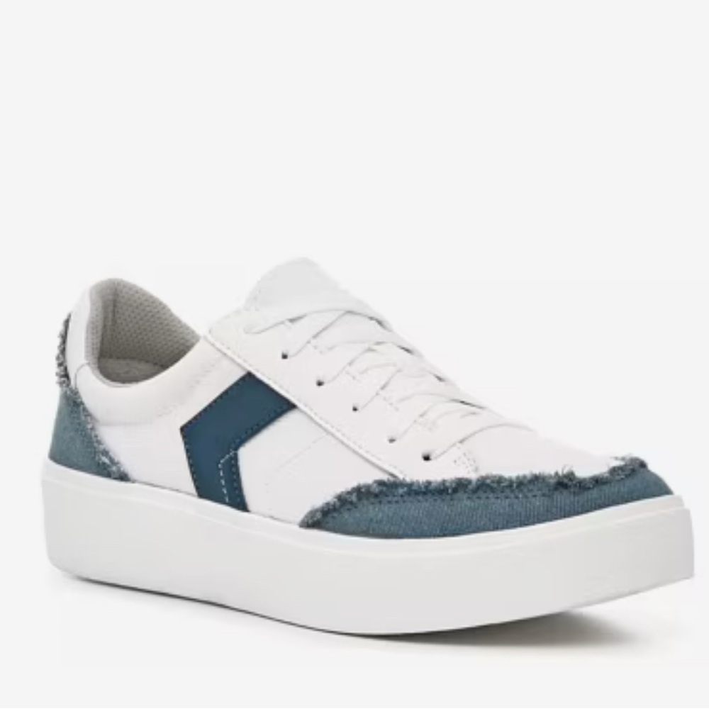 Adorable Sneakers size 11 Women’s White & Blue Denim